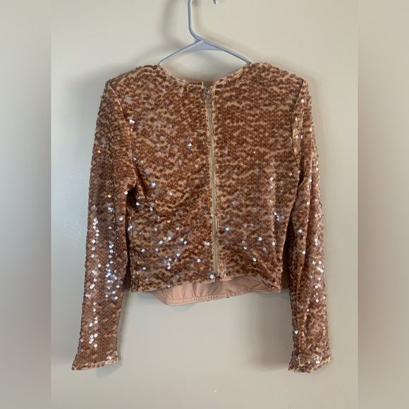 Astr the Label Nude Romina Sequin Top NWOT - Picture 7 of 11